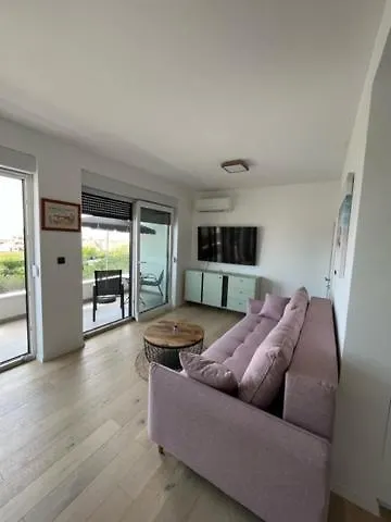 Noa Apartment Kastela 0*,  Croatia