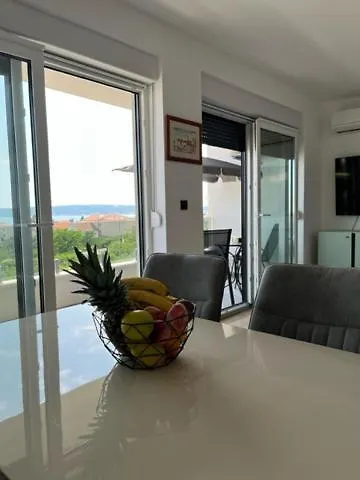 Noa Apartment Kastela 0*,  Croatia